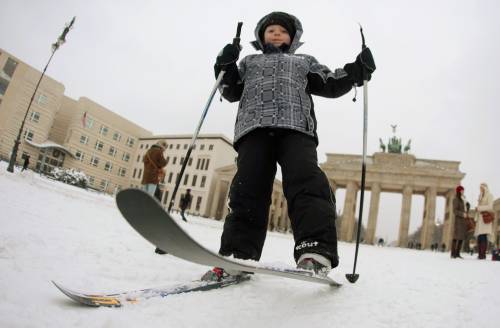 Freddo polare nell'Ue 
Disagi in Germania 
Breve tregua in Italia