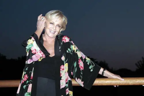 Virna Lisi: "Care ragazze, vi prenderei a calci nel sedere"