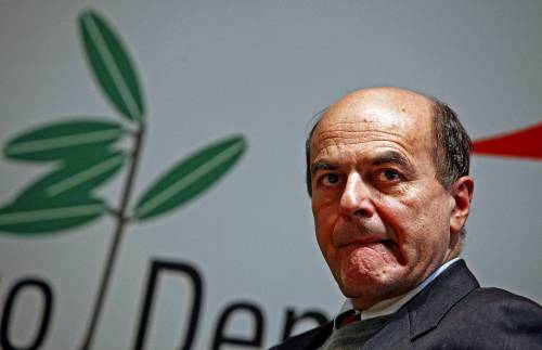 Pd: Bersani invoca il dialogo, ma sposa Di Pietro