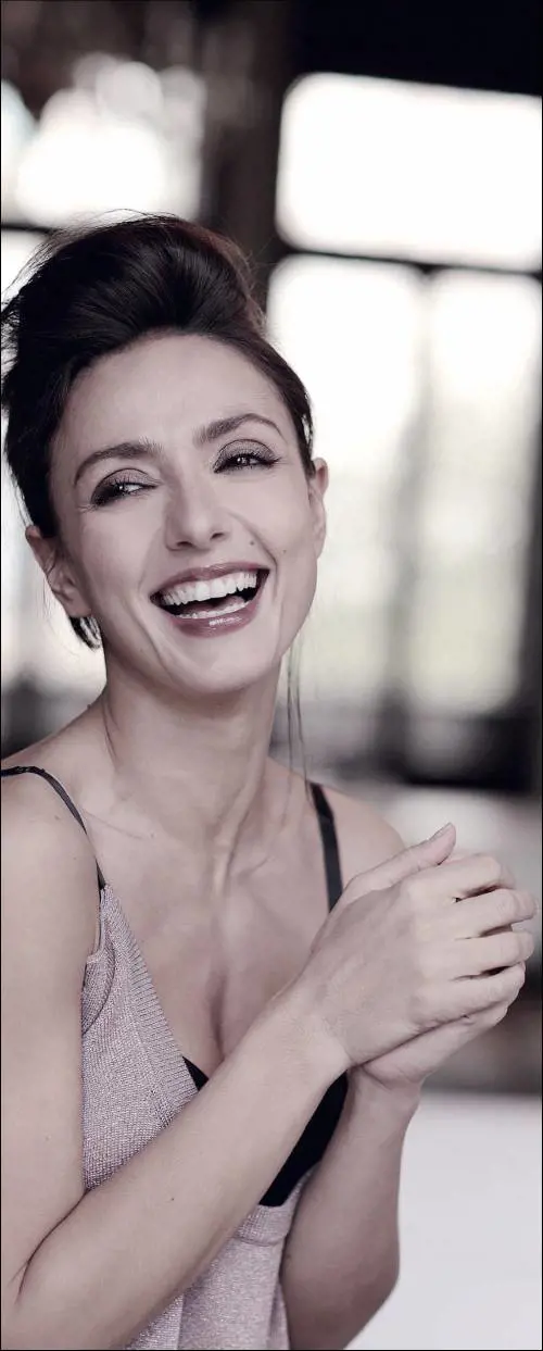 "La televisione? Amore e odio. Provo col teatro"