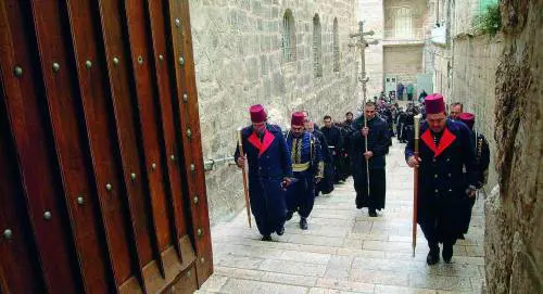 I viaggi della fede fanno il miracolo  del boom turistico