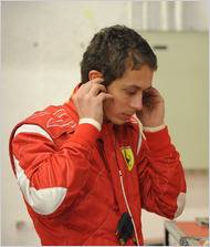 Rossi vola sulla Ferrari: 
tempi come Raikkonen 
 
La terza Rossa è per lui