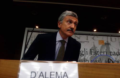 D'Alema eletto all'unanimità presidente Copasir