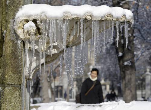 Trentino, freddo record 
Neve al Centrosud 
Parma-Inter rinviata