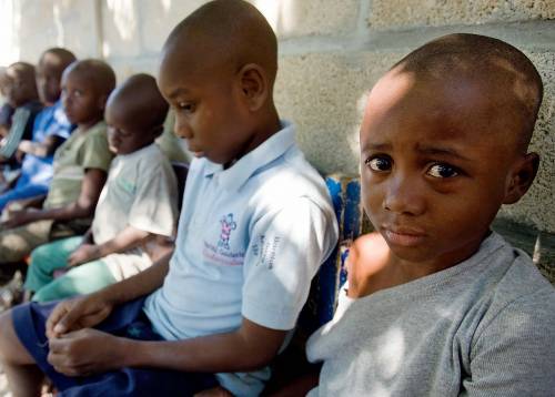 Haiti, fermati 10 americani ladri di bambini