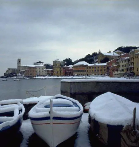 La nuvoletta di Fantozzi imbianca Sestri Levante