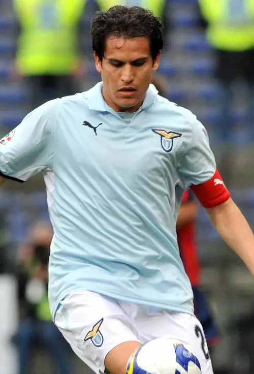 Il Genoa cede Biava alla Lazio e incassa un altro no di Ledesma