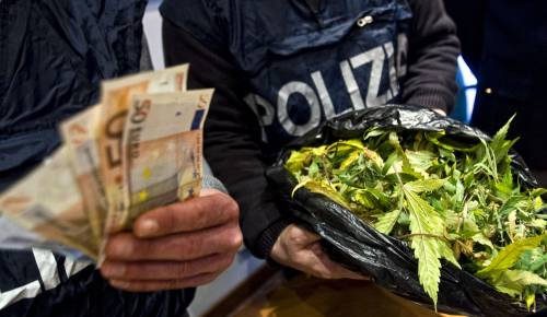 Manette a due studenti-pusher 
Spacciavano marijuana al liceo