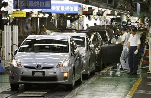 Toyota, problemi ai freni: 
richiamate 436mila ibride 
Ma il titolo risale in Borsa