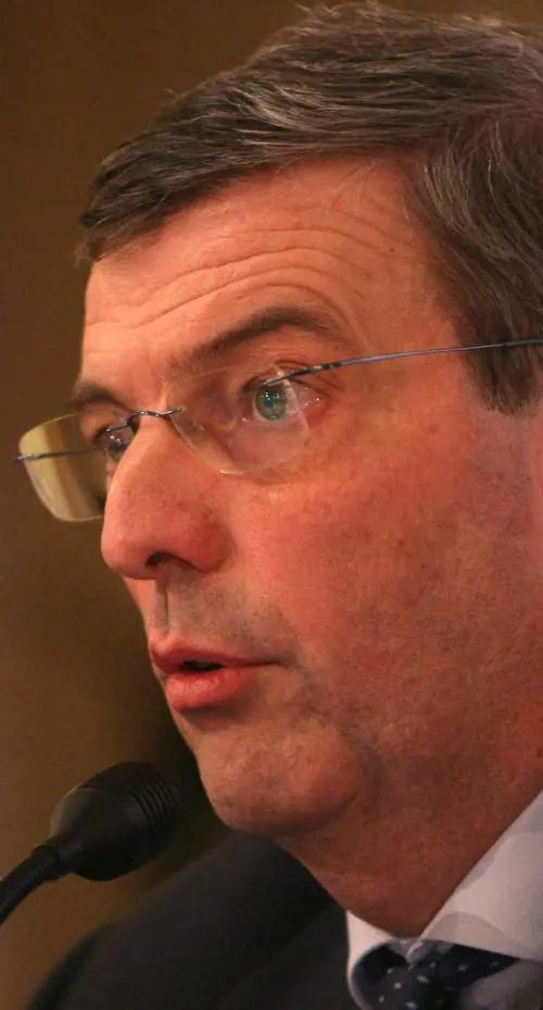 Burlando raccoglie pensionati e delusi del Pdl