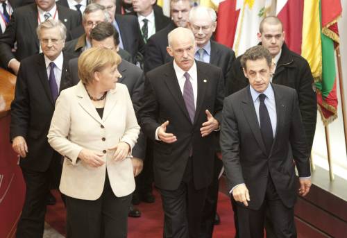 L’Europa salva la Grecia. Ma per ora niente soldi