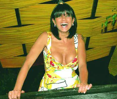 E la Ribas "lascia" Travaglio:  
"Piuttosto un flirt con Vauro"