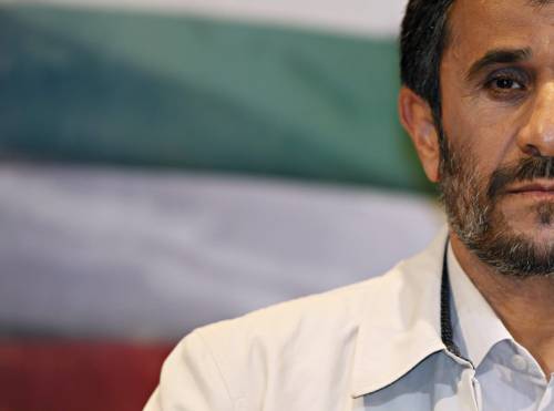 Uranio, Ahmadinejad: "Scambio ancora possibile Sanzioni? Risposta dura"