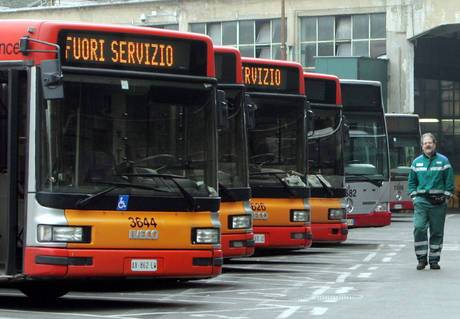 Scioperi: fermi treni, bus e tram