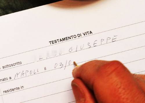 Cambia il biotestamento: 
"Nutrizione va interrotta 
quando non è efficace"