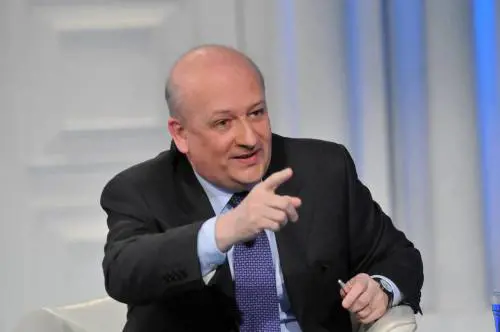 Regionali, le mosse del Pdl spiegate da Bondi: 
"Fini? Nessun contrasto, guai con Farefuturo"