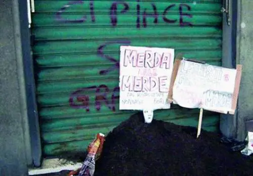 La Lega: «Insulti e vandali non ci fermeranno»