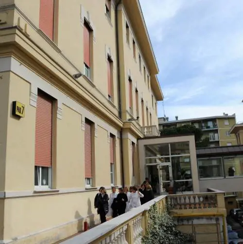 Lospedale di vallata? Un sogno. Ma intanto si rifà Villa Scassi