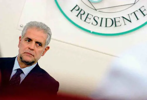 Formigoni: "Vinco in tribunale e nelle urne"