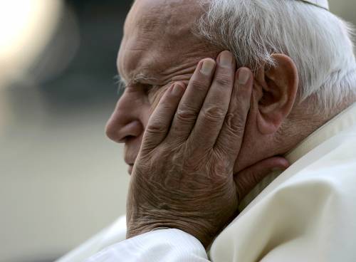 Papa Wojtyla, giallo sulla beatificazione rinviata