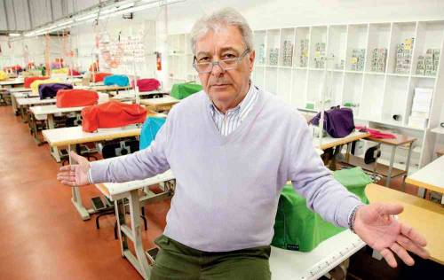 "Così i signori della moda 
aiutano i clandestini 
e fanno fallire gli italiani"