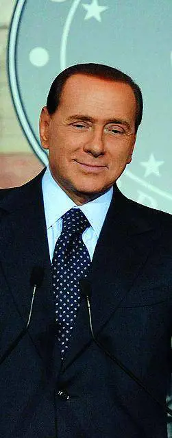 Patto del Nord al Ducale Bossi e (forse) Berlusconi firmano con i governatori