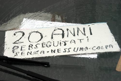 Via Poma, ancora misteri 
Si è suicidato Vanacore, 
l'ex portiere di Simonetta
