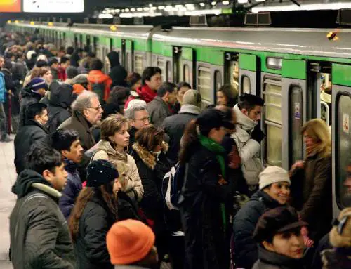 Metrò più inquinate delle strade 
Che facciamo ora: le fermiamo?