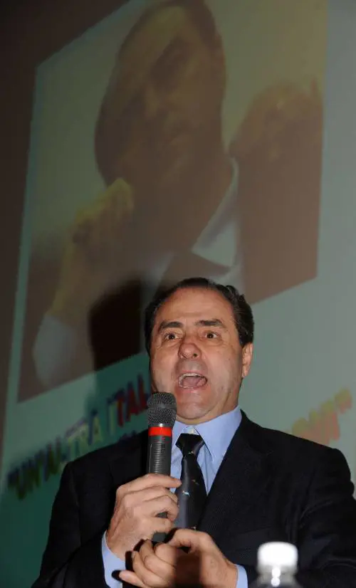 Malore per Di Pietro: ora sta meglio