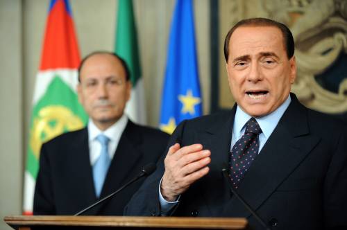 Trani, la procura: Berlusconi indagato  
"Violata la legge, la sinistra arma i pm"