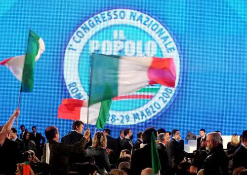 Pdl, 15 buoni motivi per andare in piazza sabato