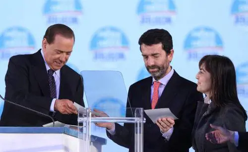 Berlusconi: «Biasotti, infaticabile lavoratore»