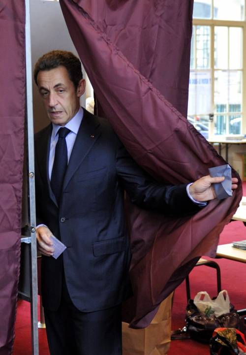 Regionali rosa in Francia: 
Sarkozy fermo al 36,1% 
La gauche sfonda: 54,3%