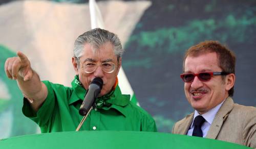 Bossi: "Normale il sorpasso della Lega sul Pdl"