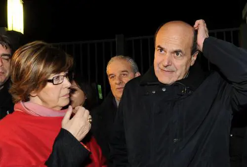 Bersani ai cancelli Fiat: "C'è un'aria nuova"
