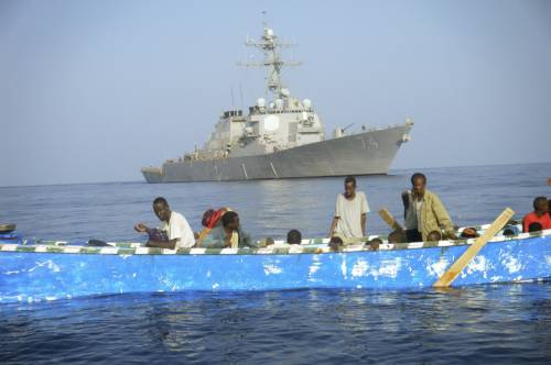 Golfo di Aden, nave italiana attaccata dai pirati