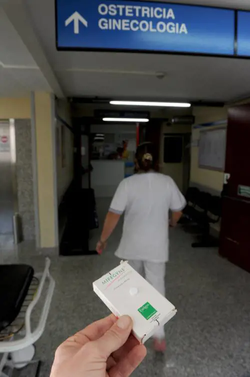 Caos Ru486, ora spunta il federalismo etico