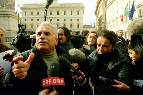 "Basta bugie, quel farmaco è una intollerabile tortura"
