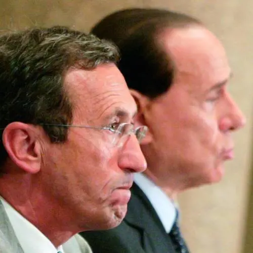 «Caro Gianfranco, io finiano ti dico che mi hai deluso»