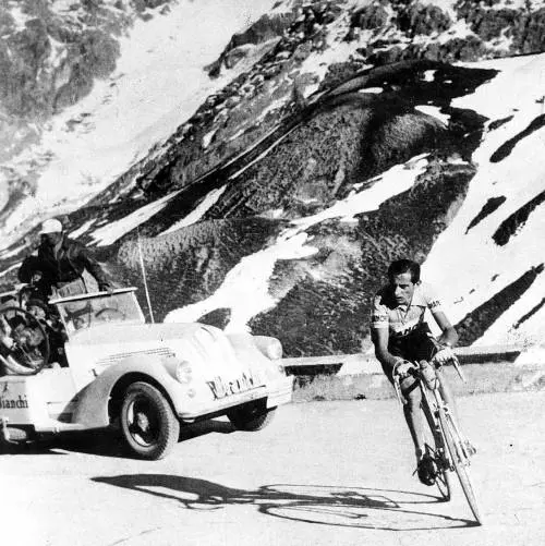 Al 71° Giro dellAppennino inseguendo il mito di Coppi