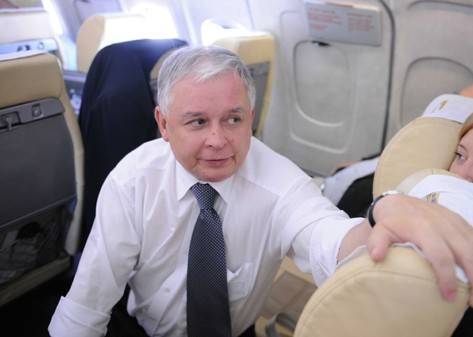 Russia, cade l'aereo  
del presidente polacco 
Kaczynski è morto
