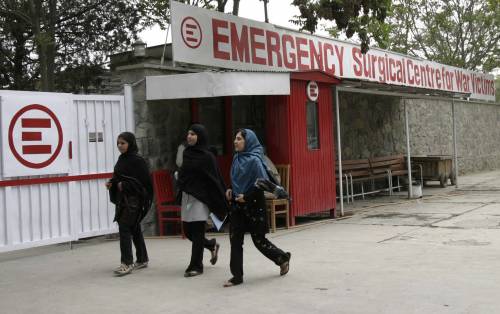 Emergency abbandona l'ospedale a Lashkar-gah 
Frattini scrive a Karzai: "Accelerare le indagini"