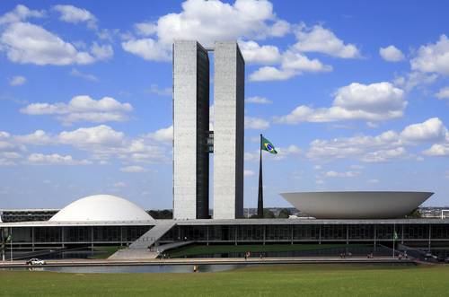 Buon compleanno Brasilia: la cinquantenne più affascinante del Brasile