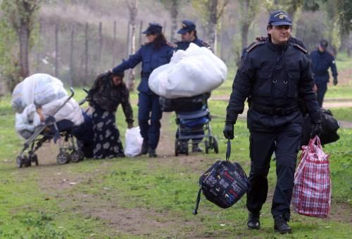 Sgombero di rom 
presso Chiaravalle: 
20 abusivi fermati