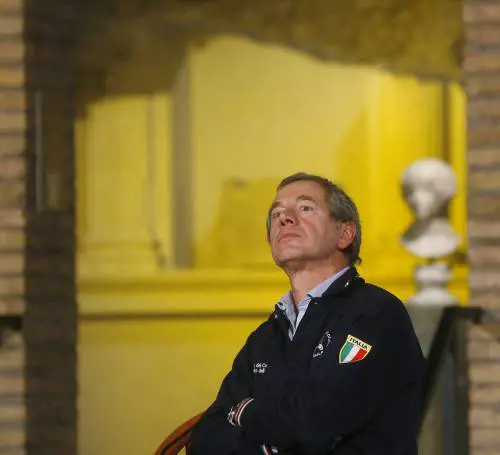 L’Aquila, Bertolaso cittadino onorario  
Ma il Comune respinge la richiesta