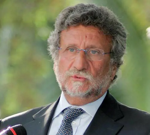 L’Aquila, indagato il rettore "fan" di Di Pietro