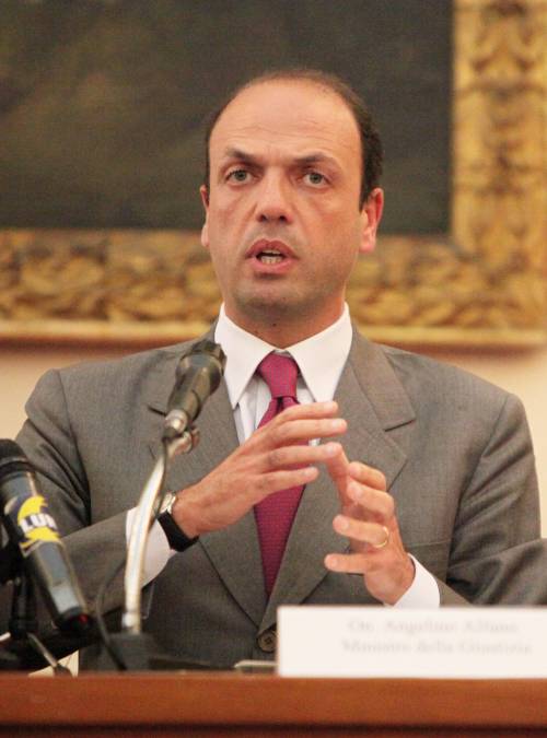 Lodo Alfano, è pronto un ddl costituzionale