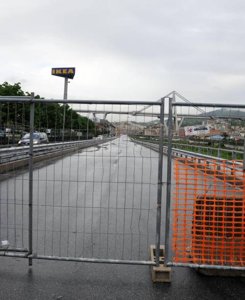 Valpolcevera, la strada di sponda apre per chiudere