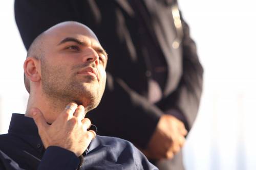 Roberto Saviano 
diventa milanese 
(tra i mugugni)