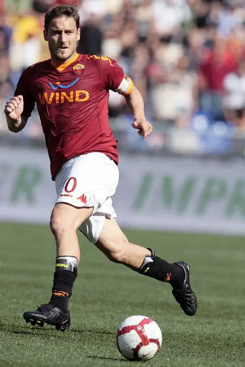 Balotelli m'ha provocato 
"Nonnetto, sei finito"